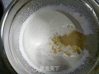 黑白大理石榴莲慕斯的做法步骤:4