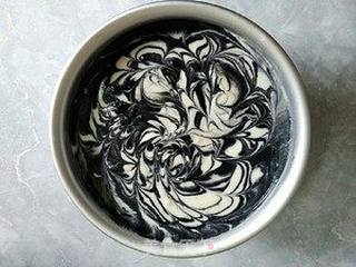 黑白大理石榴莲慕斯的做法步骤:6
