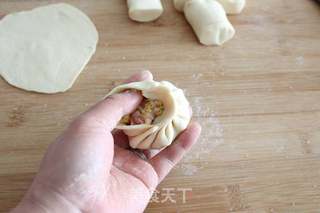 宝宝主食之——娃娃菜鲜肉包的做法步骤:11