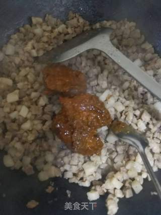 酱肉玉米包的做法步骤：4
