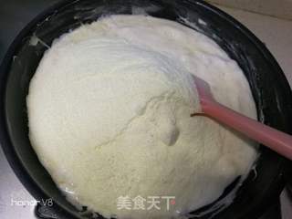 草莓干杏仁牛轧糖的做法步骤:7
