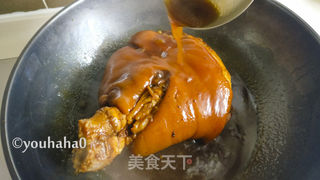 东坡肘子的做法步骤:11