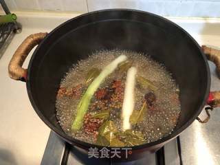 冰糖肘子的做法步骤:6