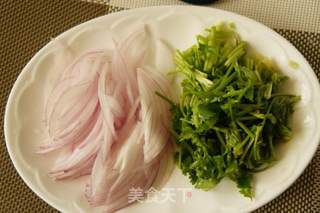 炝拌土豆丝的做法步骤:2