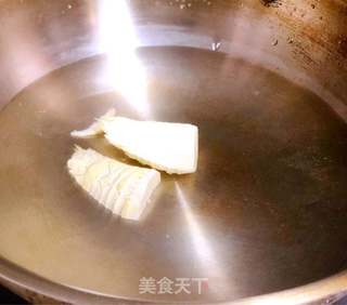 冬笋荠菜烩塘鳢的做法步骤:4