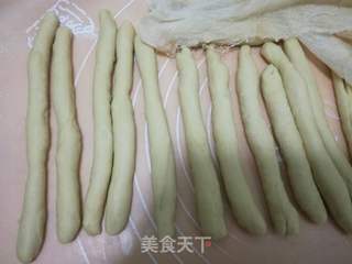 香酥小麻花的做法步骤:7