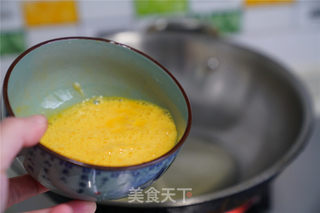 紫甘蓝鸡蛋炒饭的做法步骤:2