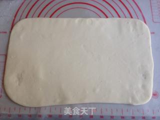 黑芝麻香葱花卷的做法步骤:4