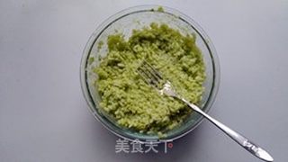 牛油果饭卷的做法步骤:5