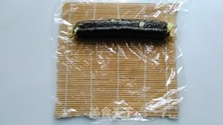 牛油果饭卷的做法步骤:8