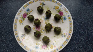 抹茶蔓越莓汤圆的做法步骤:7