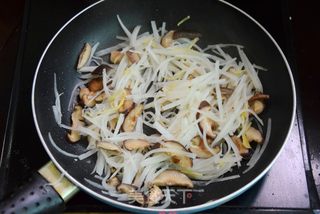 滋味咸汤圆汤的做法步骤:6
