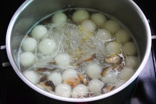 滋味咸汤圆汤的做法步骤:10