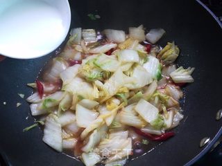 醋溜白菜的做法步骤:8