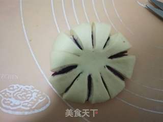 #花样美食#紫薯花包的做法步骤:15