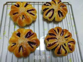 #花样美食#紫薯花包的做法步骤:19