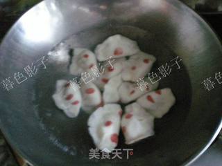 梅花饺子的做法步骤:7