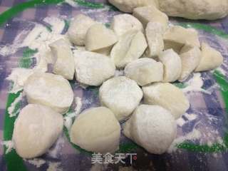 荠菜猪肉水饺的做法步骤:5