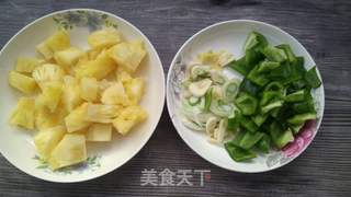 酸甜菠萝虾的做法步骤:3