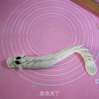 双龙夺宝的做法步骤:12