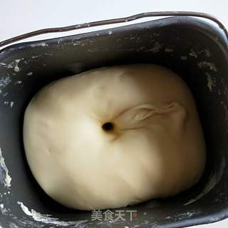 红豆沙餐包的做法步骤:4