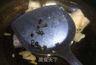 川菜之首~豆腐干回锅肉的做法步骤：4