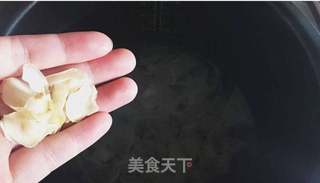 玫瑰百合银耳羹的做法步骤:3