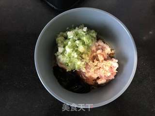 #花样美食#—虾仁蛋包饺的做法步骤:2
