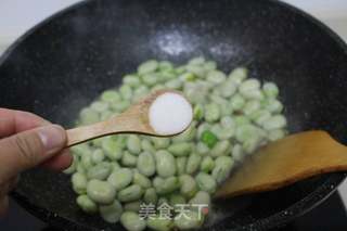 春日里的小清新——葱香蚕豆的做法步骤：7