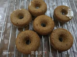 可可甜甜圈的做法步骤:15