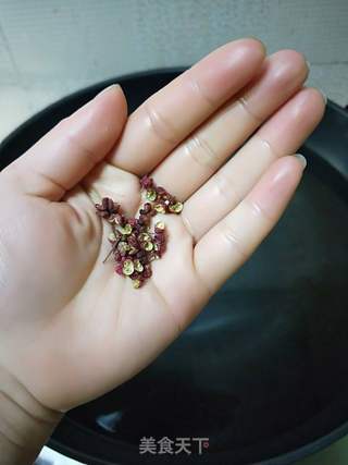 咸干菜扣肉的做法步骤:2