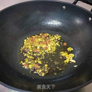 咸干菜扣肉的做法步骤：16