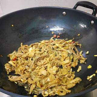 咸干菜扣肉的做法步骤:17
