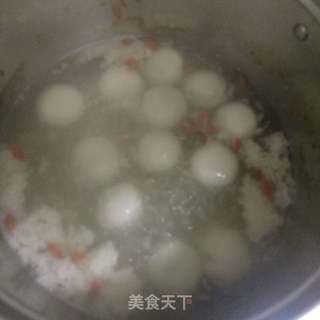 酒酿黑芝麻汤圆的做法步骤：7