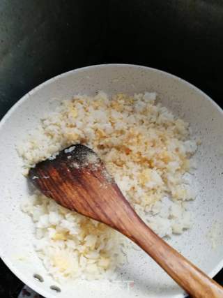 相思馋嘴炒饭的做法步骤:4