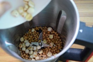 红枣莲子豆浆的做法步骤：5