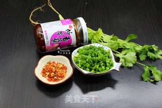 香菇酱麻辣豆腐的做法步骤:3
