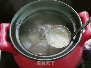 猴头菇虫草花竹荪排骨汤的做法步骤:6