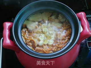 猴头菇虫草花竹荪排骨汤的做法步骤:7