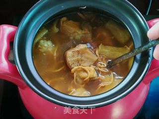 猴头菇虫草花竹荪排骨汤的做法步骤:10