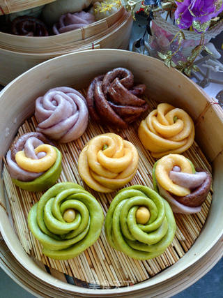 花朵小馒头的做法步骤:10