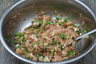 豇豆牛肉馅包子的做法步骤:4
