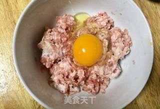 红绿相间番茄丸子豆尖汤的做法步骤:9
