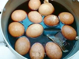 简易茶叶蛋的做法步骤:7