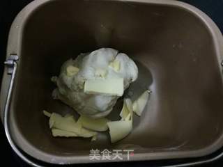 #花样美食#金枪鱼火腿披萨的做法步骤:3