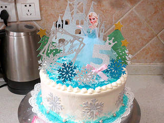 【冰雪奇缘主题生日蛋糕】的做法步骤:20
