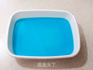 【冰雪奇缘主题生日蛋糕】的做法步骤:3
