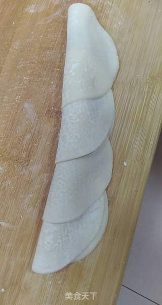 玫瑰煎饺,简单易学高大上的做法步骤:4