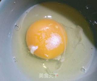 糟辣椒蛋炒饭的做法步骤：2