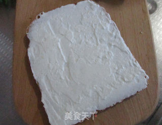 草莓乳酪三明治的做法步骤:8